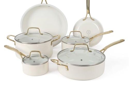 Todo tipo de ollas de aluminio.