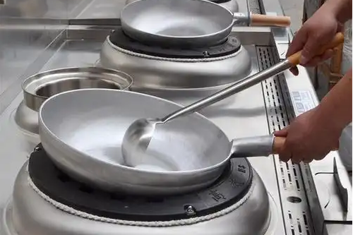 Olla de aluminio para la cocina.