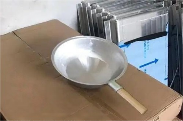 contrôle-d'épaisseur-de-disque-en-aluminium-3